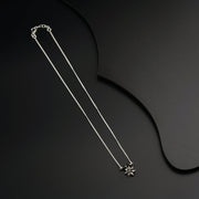 Eleganter Parijat Silberkette Mangalsutra für stilvollen Schutz